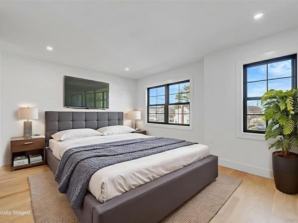 2386 Marlboro Street, East Meadow NY 11554