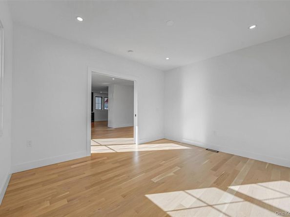 2386 Marlboro Street, East Meadow NY 11554