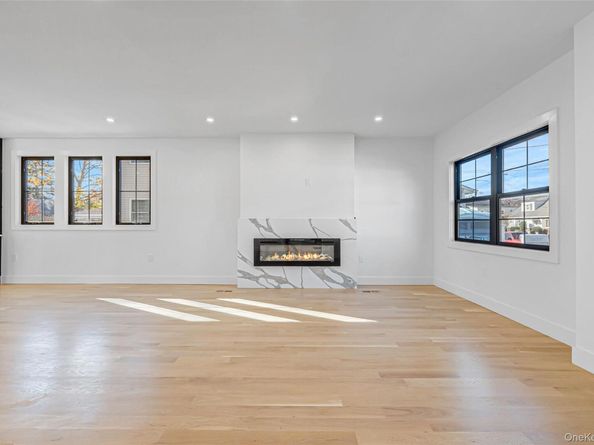 2386 Marlboro Street, East Meadow NY 11554