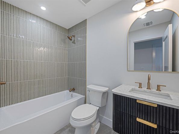 2386 Marlboro Street, East Meadow NY 11554