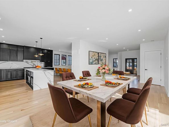 2386 Marlboro Street, East Meadow NY 11554