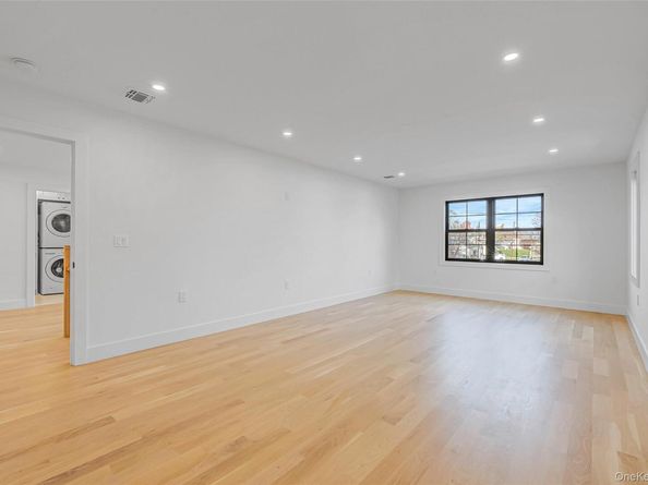 2386 Marlboro Street, East Meadow NY 11554