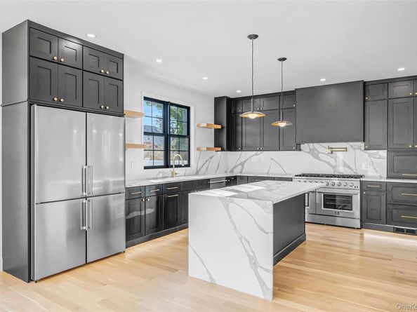 2386 Marlboro Street, East Meadow NY 11554