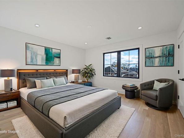 2386 Marlboro Street, East Meadow NY 11554