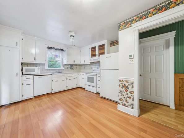 15 S Beechwood Road, Bedford Hills NY 10507