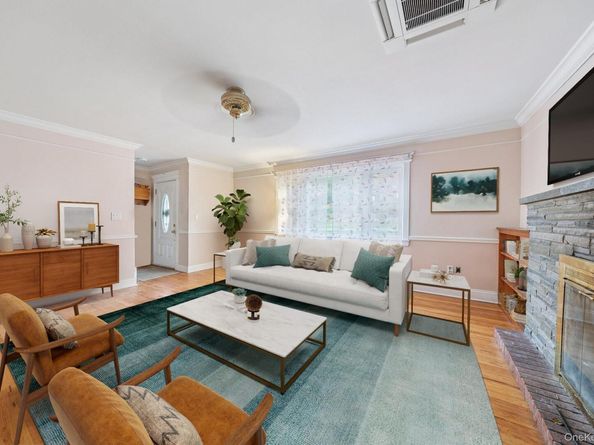 15 S Beechwood Road, Bedford Hills NY 10507