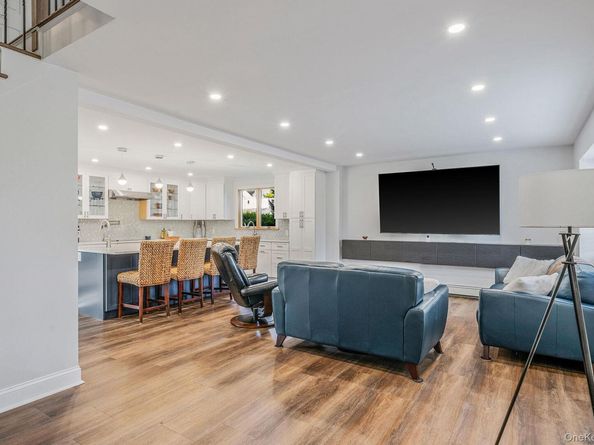 360 Woodside Avenue, Bellport NY 11713