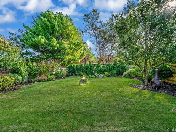 360 Woodside Avenue, Bellport NY 11713