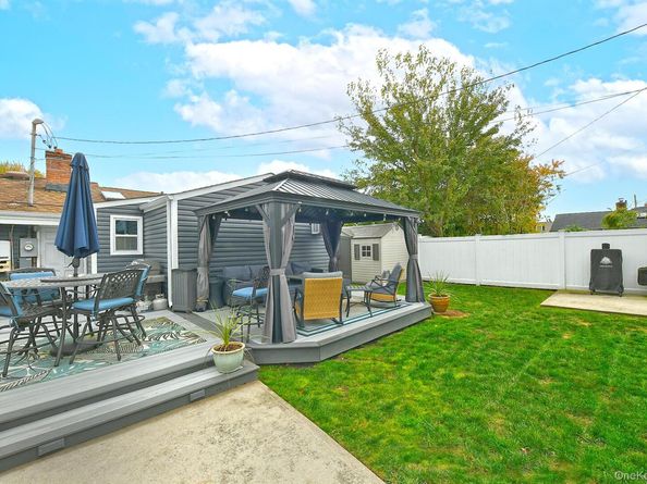 84 Bruce Avenue, Hicksville NY 11801