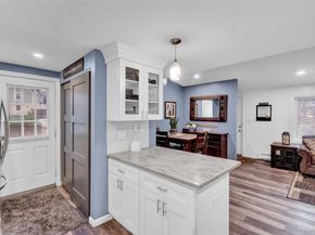 27 Kirby Lane, Ronkonkoma NY 11779