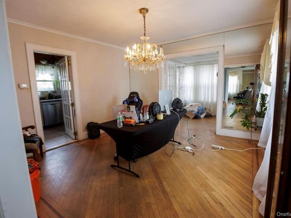 21819 139th Avenue, Springfield Gardens NY 11413