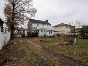 21819 139th Avenue, Springfield Gardens NY 11413