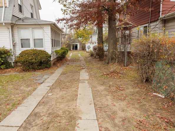 21819 139th Avenue, Springfield Gardens NY 11413