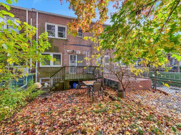 195-31 39 Avenue, Flushing NY 11358