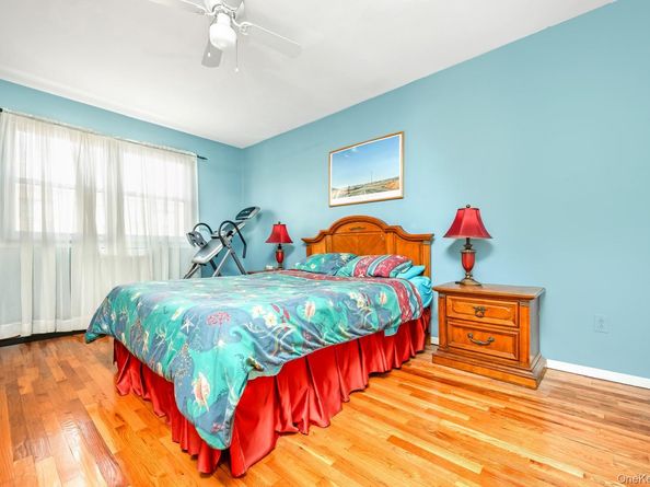 69-06 66 Road, Middle Village NY 11379