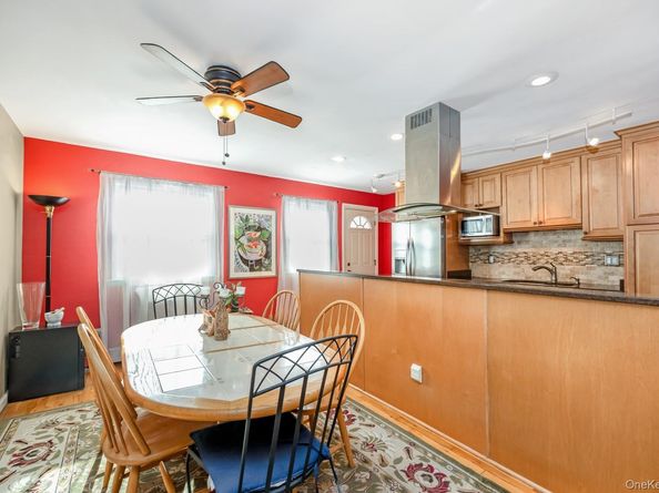 69-06 66 Road, Middle Village NY 11379