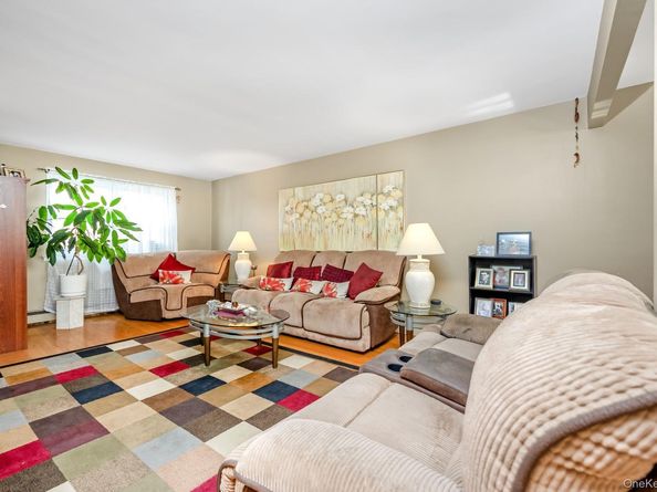 69-06 66 Road, Middle Village NY 11379