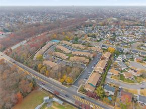 64 Stanford Court, Wantagh NY 11793