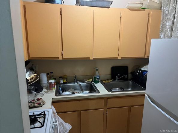 1738 Union Street 2A, Brooklyn NY 11213