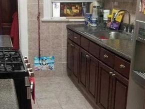 8716 104th Street, Richmond Hill NY 11418