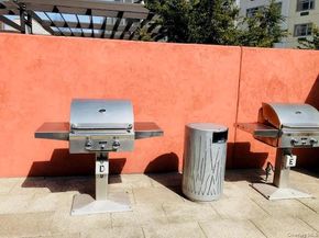 40-28 college point Boulevard 1002, Flushing NY 11354