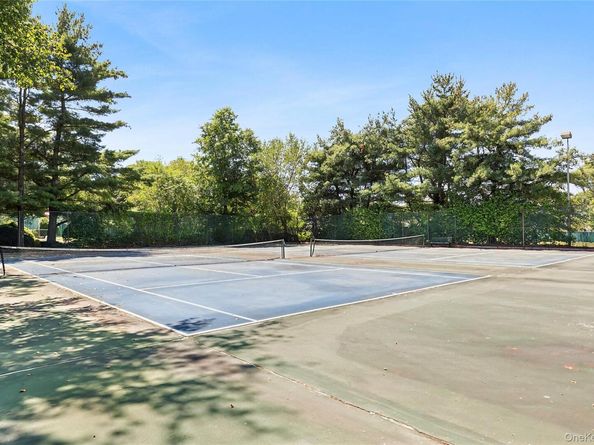 41 Richmond Boulevard 2B, Ronkonkoma NY 11779