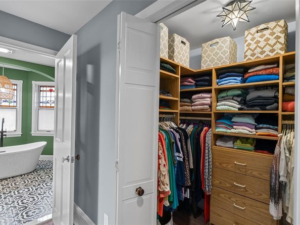 1055 Bridge Pointe Lane, Yorktown Heights NY 10598