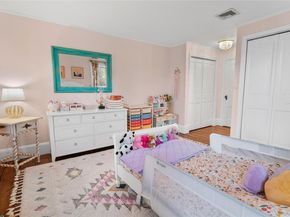 1055 Bridge Pointe Lane, Yorktown Heights NY 10598