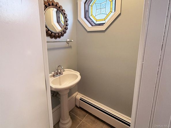 1055 Bridge Pointe Lane, Yorktown Heights NY 10598