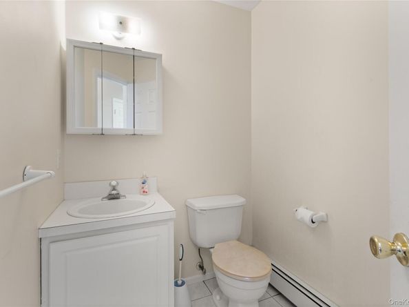 62 Dawes Avenue, Amityville NY 11701