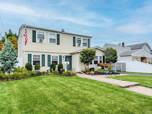 45 Forge Lane, Levittown NY 11756