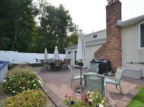 11 Barkley Lane, Nesconset NY 11767