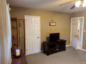 15 Baylis Rd Baylis Road, Rockville Centre NY 11570