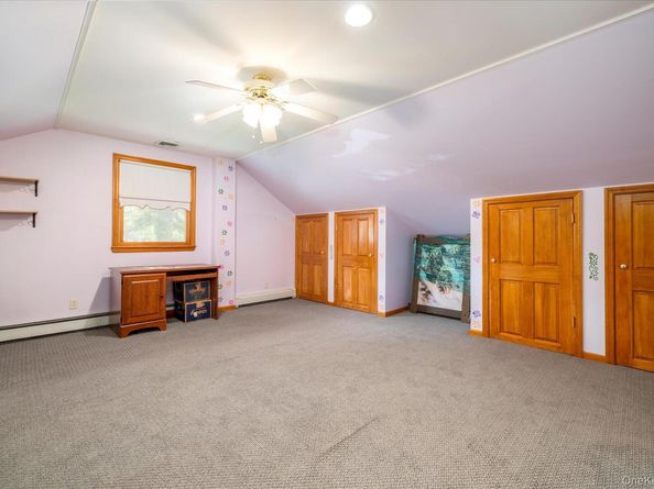 15 Baylis Rd Baylis Road, Rockville Centre NY 11570