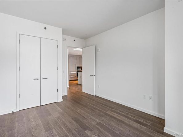 13336 37 Avenue 11H, Flushing NY 11354