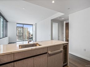 13336 37 Avenue 11H, Flushing NY 11354