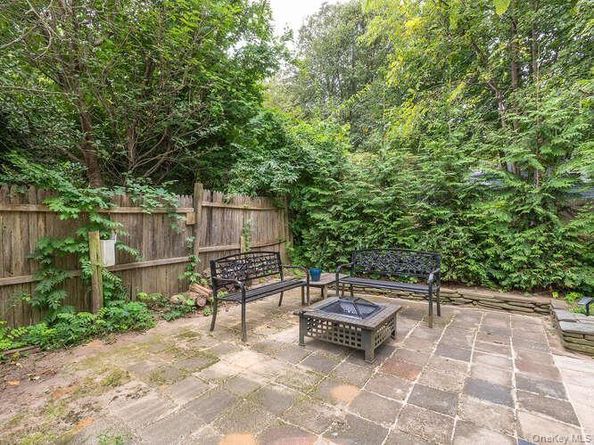 171 8th Avenue, Sea Cliff NY 11579
