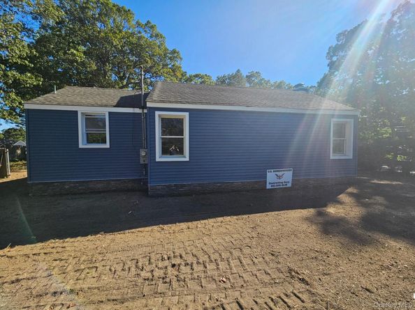 700 Hallock Avenue, Port Jefferson Station NY 11776