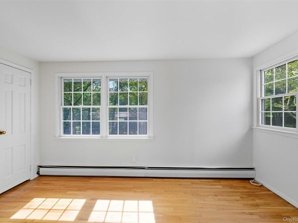 9 Snowball Drive, Cold Spring Harbor NY 11724