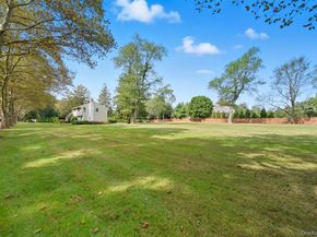 9 Snowball Drive, Cold Spring Harbor NY 11724