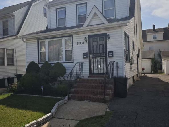 204-06 109th Avenue, Hollis NY 11412