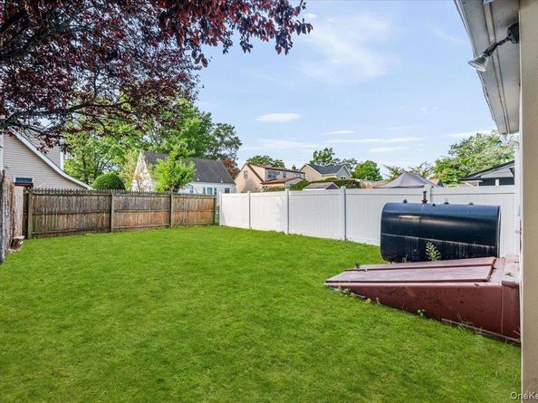 542 May Street, South Hempstead NY 11550