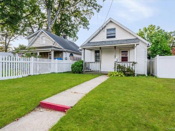 542 May Street