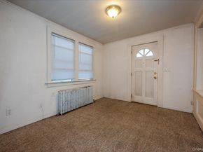 542 May Street, South Hempstead NY 11550