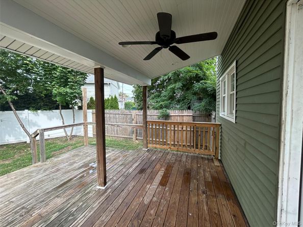 140 E Marie Street, Hicksville NY 11801