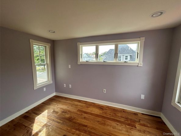 140 E Marie Street, Hicksville NY 11801