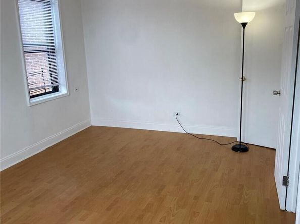 150-15 72nd Road 5G, Kew Garden Hills NY 11367