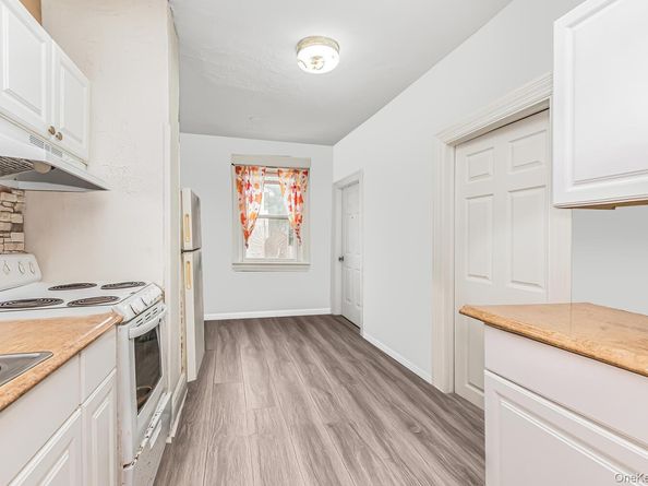 338 Ashburton Avenue, Yonkers NY 10701