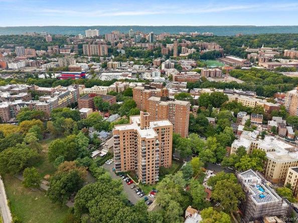 3850 Sedgwick Avenue 2G, Bronx NY 10463