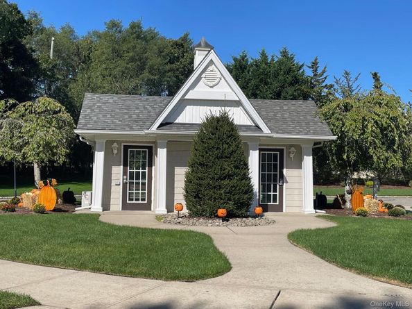 67 Stoneleigh Drive, Riverhead NY 11901